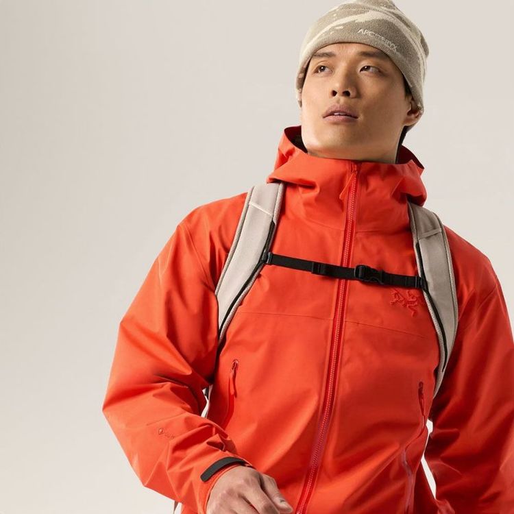 ✳*︎様 Arc'teryx フード付きジャケット オレンジ/レッド ARC'TERYX オレンジ フード付きジャケット
