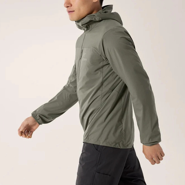 【新品タグ付】スコーミッシュフーディArctic Silk Sサイズ 新品タグ付】スコーミッシュフーディArctic Silk Sサイズ 楽天