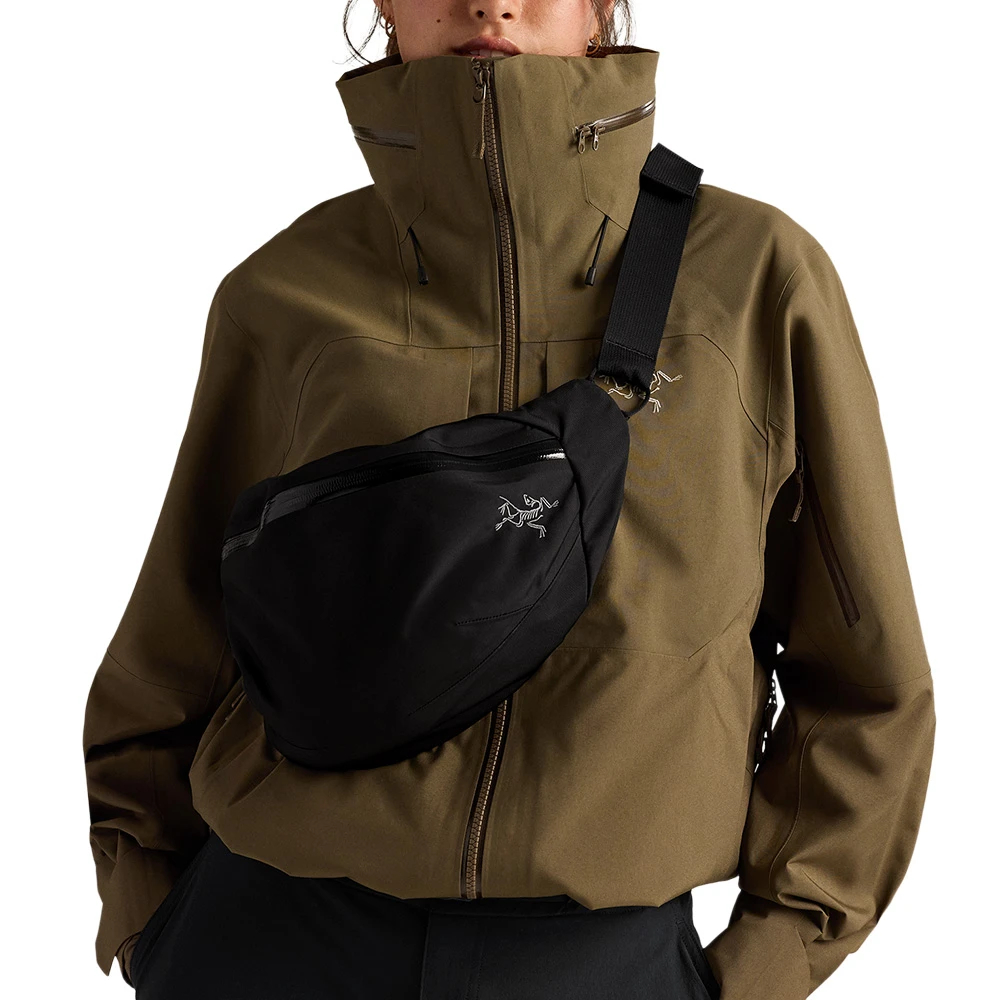 【新品未使用】ARC'TERYXアークテリクス アクシオス 4 クロスボディ アークテリクス]アクシオス 4 クロスボディ / ARC'TERYX