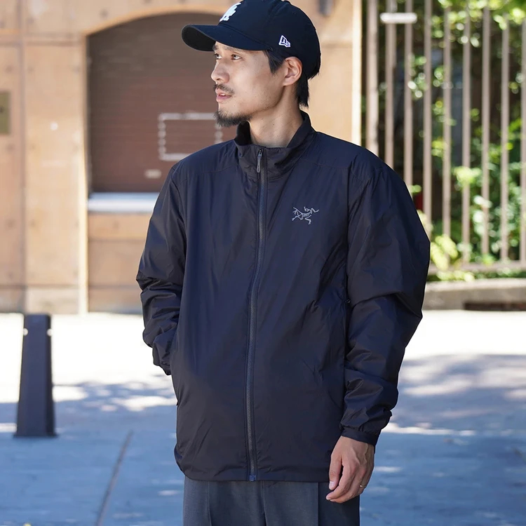 美品 25AW アークテリクス アトムジャケット S ブラック 刺繍ロゴ アークテリクス]アトム ジャケット メンズ / ARC'TERYX