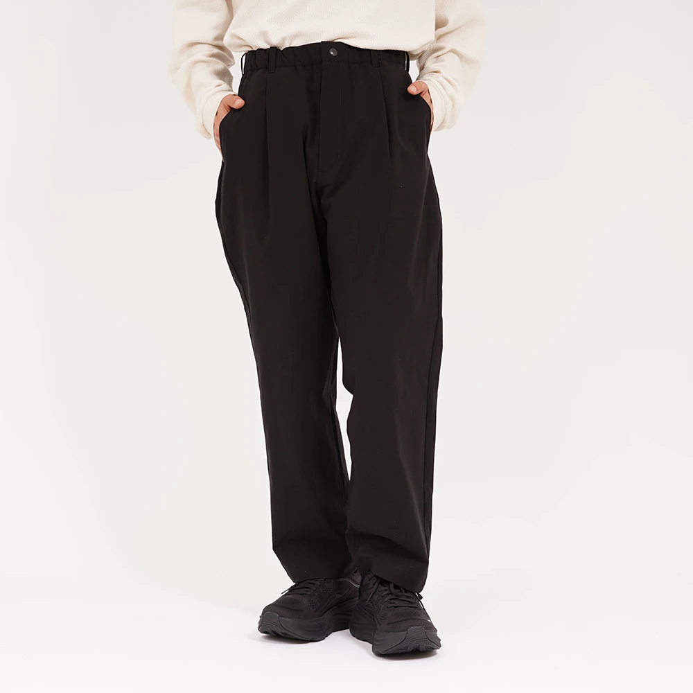 ゴールドウイン]ワンタックテーパードライトパンツ / GOLDWIN