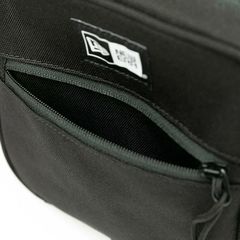 NEW ERA(ニューエラ) |[ニューエラ]スクエア ショルダーポーチ 1.5L ボックスロゴ
