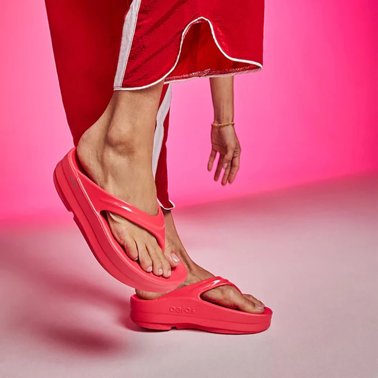 ウーフォス]ウーメガ / OOFOS（ウーフォス） | SORA(ソラ) 公式サイト