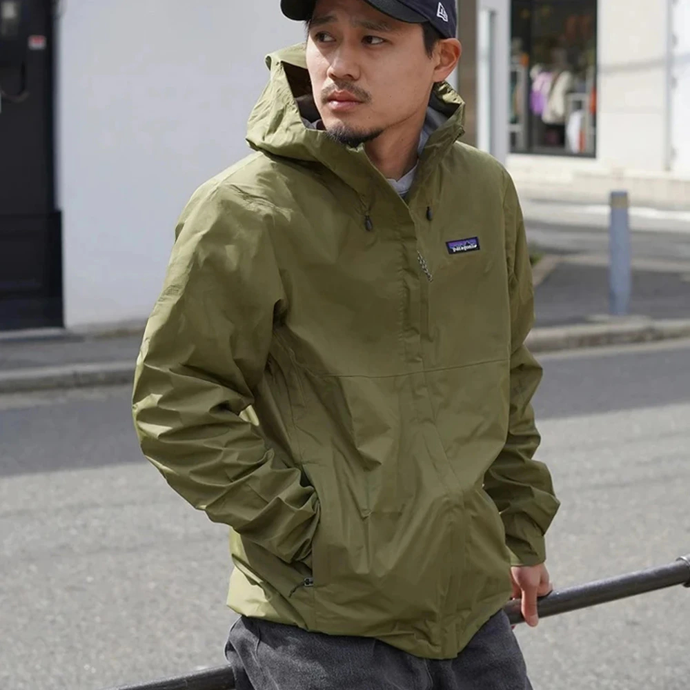 t*a様 patagonia M トレントシェル　3L カーキ パタゴニア]メンズ・トレントシェル 3L・ジャケット / patagonia