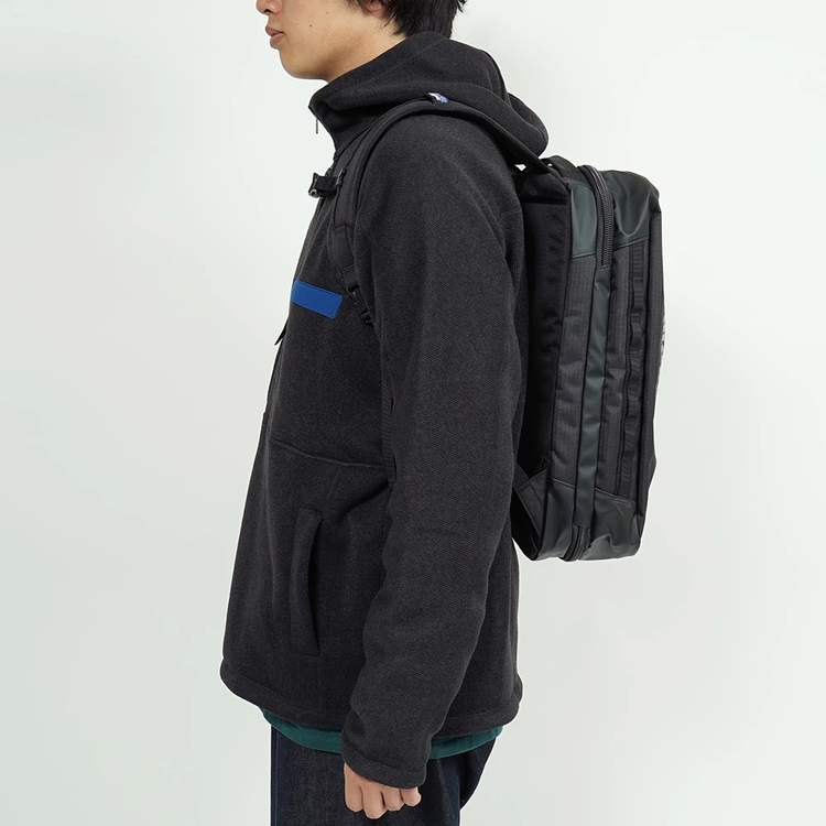 ブラックホール・マイクロ・MLC 22L パタゴニア ミニ　Black Hole patagonia - Black Hole Micro MLC Backpack 22L - BLK