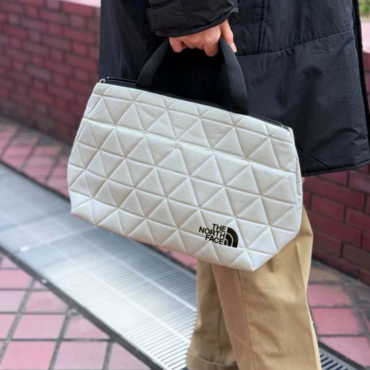 ザ・ノース・フェイス]ジオフェイスボックストート / THE NORTH FACE