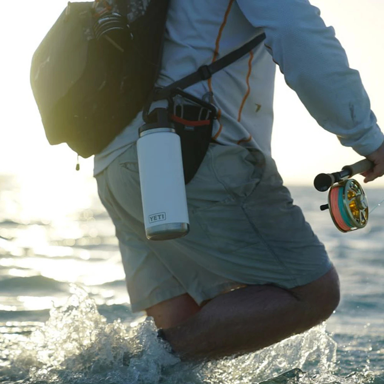 イエティ]26オンスウォーターボトルウィズチャグキャップ(769ml