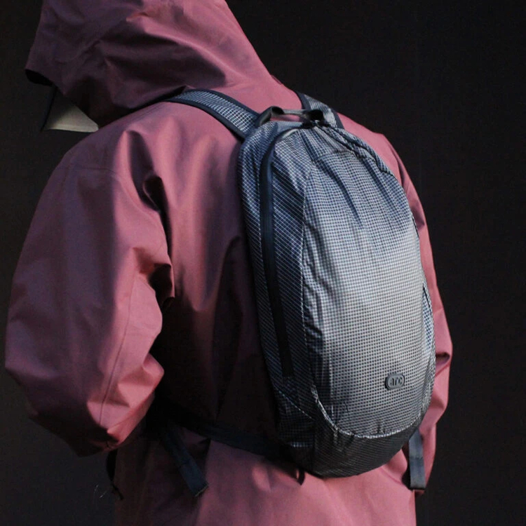 ARC(エーアールシー) |[エーアールシー]ULフラットバックパック6L(X33-GRID)